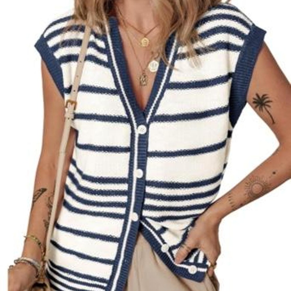 Dokotoo Sweater Vest Women Striped V Neck Button Vest for Women Cardigan